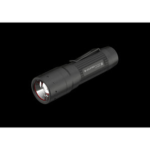 Flash Light LED LENSER P6 CORE